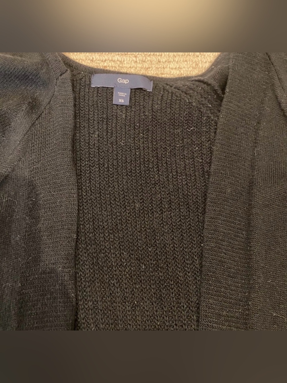 GAP Cardigan - Picture 5 of 7